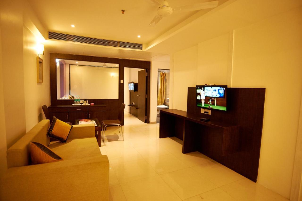 Hotel Golden View Shirdi Exterior foto