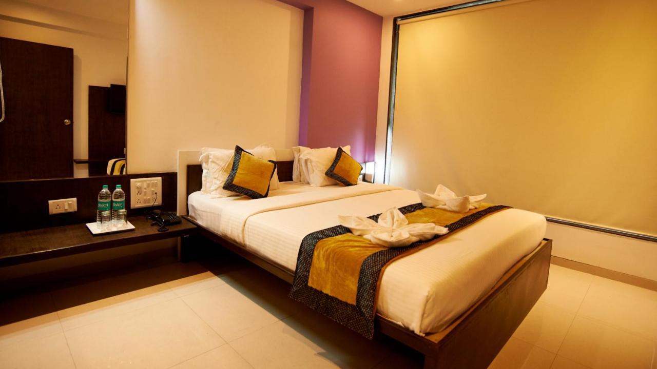 Hotel Golden View Shirdi Exterior foto