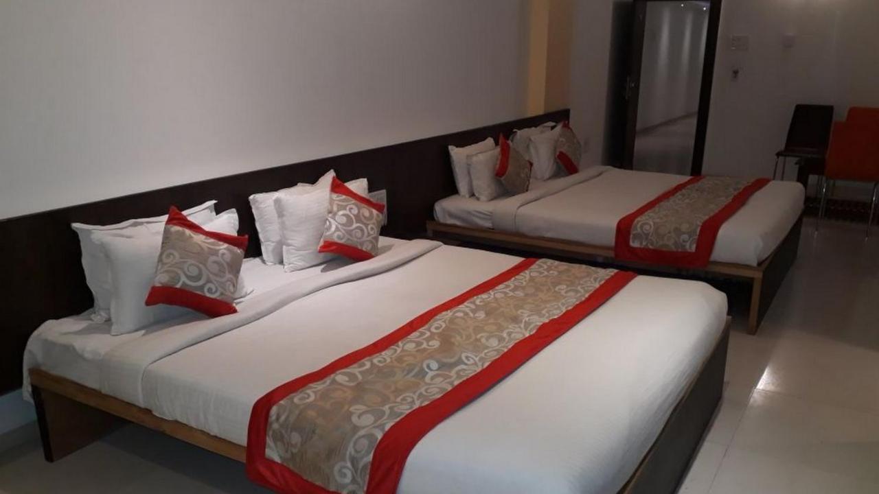 Hotel Golden View Shirdi Exterior foto