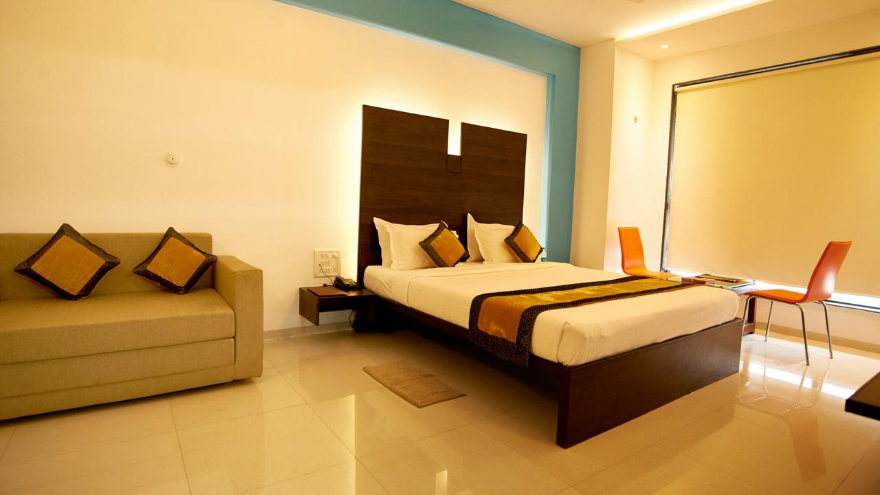Hotel Golden View Shirdi Exterior foto